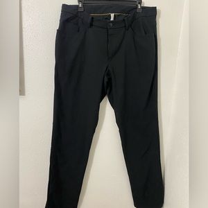Lululemon ABC Classic-Fit Pant Warpstreme